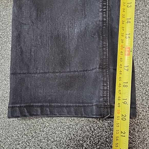 Vintage Penman's Women's Jeans Y2K Size 8 Black Embroidered Capris Stretchy - Picture 12 of 12